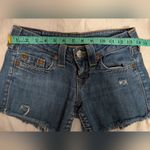 True Religion  Distressed Skinny Jean Shorts Made In USA Womens 26 Medium Wash Photo 6