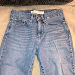 🔹 4 for $30 Levi Strauss Signature Gold Totally Shaping Skinny Jeans, Size 4 Blue Photo 1