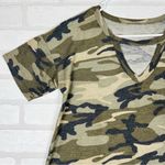 Cute Camo Tee‎ with Keyhole Front and Oversized Comfy Fit Size S/M Green Photo 4