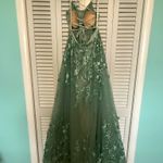 Ellie Wilde Prom Dress Photo 1