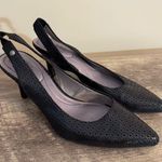 Life Stride  Black Slingback Heels Shoes Women’s Size 8.5 Flower Pattern Office Photo 0