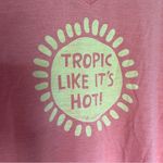 Life is Good cool tee v neck “tropic like it’s hot” sun coral and yellow tee L Photo 2