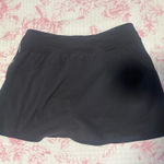 Lululemon  tennis skirt size medium Photo 3