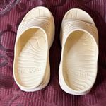 Hoka One One Cream Slide Sandals Size 6 Photo 1