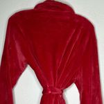 kim rogers  Soft Red Robe‎ Photo 4