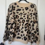 Boutique animal print sweater Photo 0