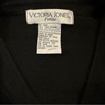 Victoria Jones  Petite women’s Medium black Christmas cardigan Photo 2