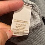 Free People  Crop sweatshirt M grey crochet raw hem Photo 3