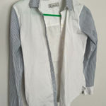 Abercrombie & Fitch  small button down top Photo 0