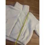 American Eagle Sherpa Jacket Size XS/S Photo 5