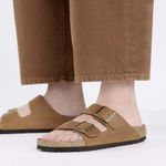 Birkenstock  Arizona Brown Two Strap Sandals Size 39 USED Photo 0