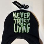 Hot Topic Beetlejuice beanie Photo 1