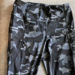 Yogalicious  Black‎ Gray Camo Print Mid Rise Yoga Running Athleisure Leggings Photo 0