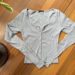 Brandy Melville  Heather Gray Button Thermal, One Size Photo 5