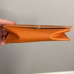 Tory Burch  Sunglasses glasses case Orange clamshell Quiet luxury Photo 2