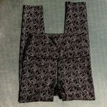 Carbon 38 Black High Rise 7/8 Lace Floral Pearl Print Metallic Silver Leggings Photo 6