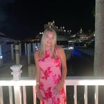 ASTR Elegant Pink Floral Formal Dress Photo 2