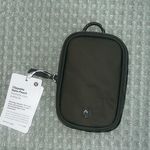 Lululemon NWT  Clippable Nano Pouch Photo 1