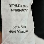 CAbi  #979 Business Blouse Top Silk Blend Tank V-Neck Womens Size S Sleeveless Photo 4