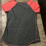 Reebok ‎ Women's Grey T-shirt Size Medium Photo 3
