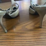 Lauren Ralph Lauren Tan Slingback Heels 7 1/2 Size 7.5 Photo 4