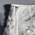 Kimchi Blue White Crochet Lace Bodycon Skirt Size 4 EUC Photo 5