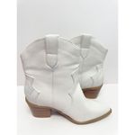 Journee Collection Western Booties Size 9 White Pointed Toe Block Heel Photo 4