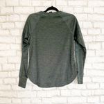 Champion Green Long Sleeve Sweatshirt Medium Photo 1