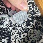 Chico's Zenergy Black Full Zip Floral Contrast Lightweight Jacket Size 3/LG Photo 8