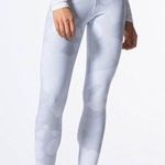 Alo Yoga White Camo Airbrush Leggings Photo 0