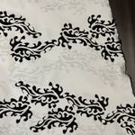 HAYSTACKS WHITE FLORAL JACQUARD KNIT Black and White Patterned Skirt XL Photo 2