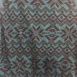 PINK - Victoria's Secret VS PINK teal Aztec print long‎ sleeve tee shirt Photo 2