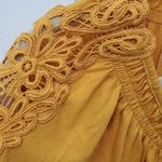 New York Laundry  Women's Flutter Sleeve‎ Applique Twisted Jersey Top Size M Photo 3