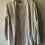 American Eagle 🛍️  Cream Knit Cardigan Size Medium Photo 0