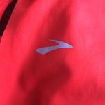 Brooks Drive 3 Pocket Sports Bra Red Sz 36DD Removable Pads Cut Out Back Logo Photo 6