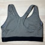 Nike  Women’s Swoosh Sport Bra Size Small Photo 1