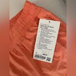 Lululemon  NWT Hotty Hot Low Rise 2.5” Shorts Orange Color Size 14 Photo 6
