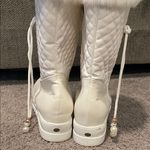 White Quilted Fur Trim Boots Size 11 Photo 6