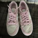 Nike Dunks Photo 1