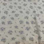 H&M Cream and lavender floral crop cottagecore top Photo 3