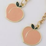 2 piece peach charm keychain Gold Photo 2