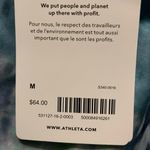 Athleta NWT  Conscious Crop Multi Blues Color Size M Photo 4