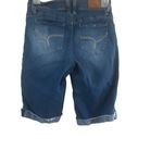 Ymi Wanna bett butt Size 3 blue Jean shorts has pockets Photo 2