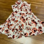 Romeo + Juliet Couture Floral Halter V Photo 2