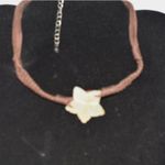 Source Unknown Vintage Brown Braided Suede Yellow Mother Of Pearl Flower 12" Choker Necklace Photo 2