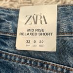 ZARA  MID RISE RELAXED JEAN SHORT NWT Size 0 Photo 3
