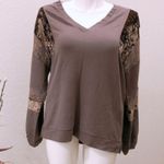 Blu Clover Sweatshirt Velvet & Lace Detail V Photo 11