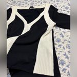 Doncaster Vintage  Collection Black and White Women's contemporaryTop Size Medium Photo 6