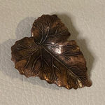 Vintage Brown Metal Leaf Women's Fall Scarf Holder Brooch Photo 0