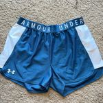 Under Armour Shorts Photo 0